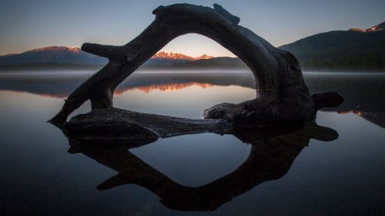 Wallpaper background Pyramid Lake Canada
